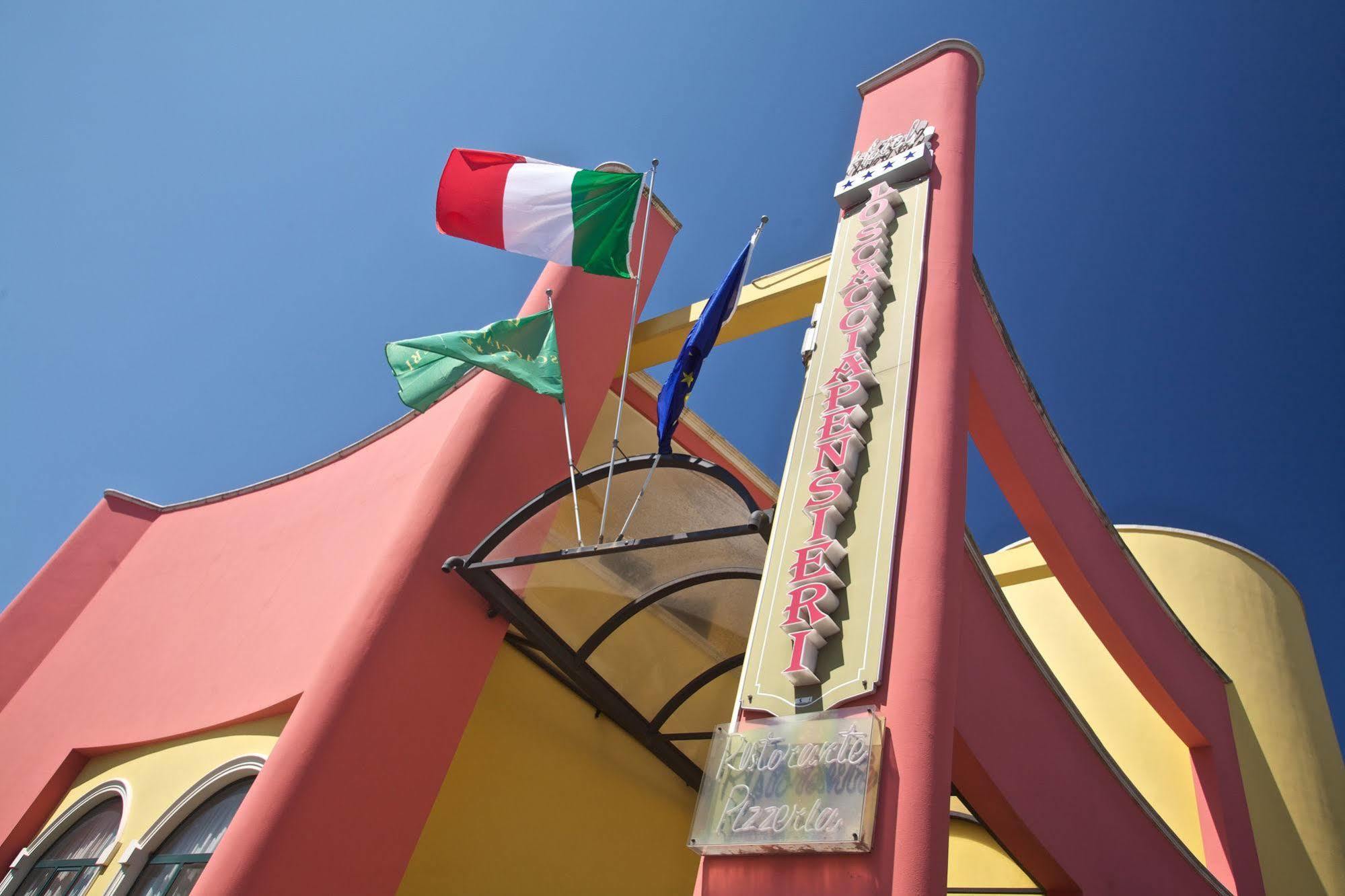 Lo Scacciapensieri Hotel & Restaurant Monteroni di Lecce Kültér fotó
